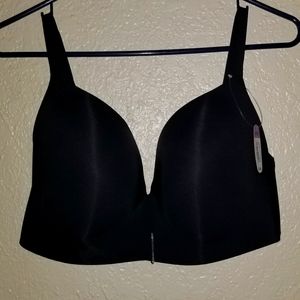 NWT Womens Secret Treasures Wirefree Converts to Racerback Black Bra Size 38DD